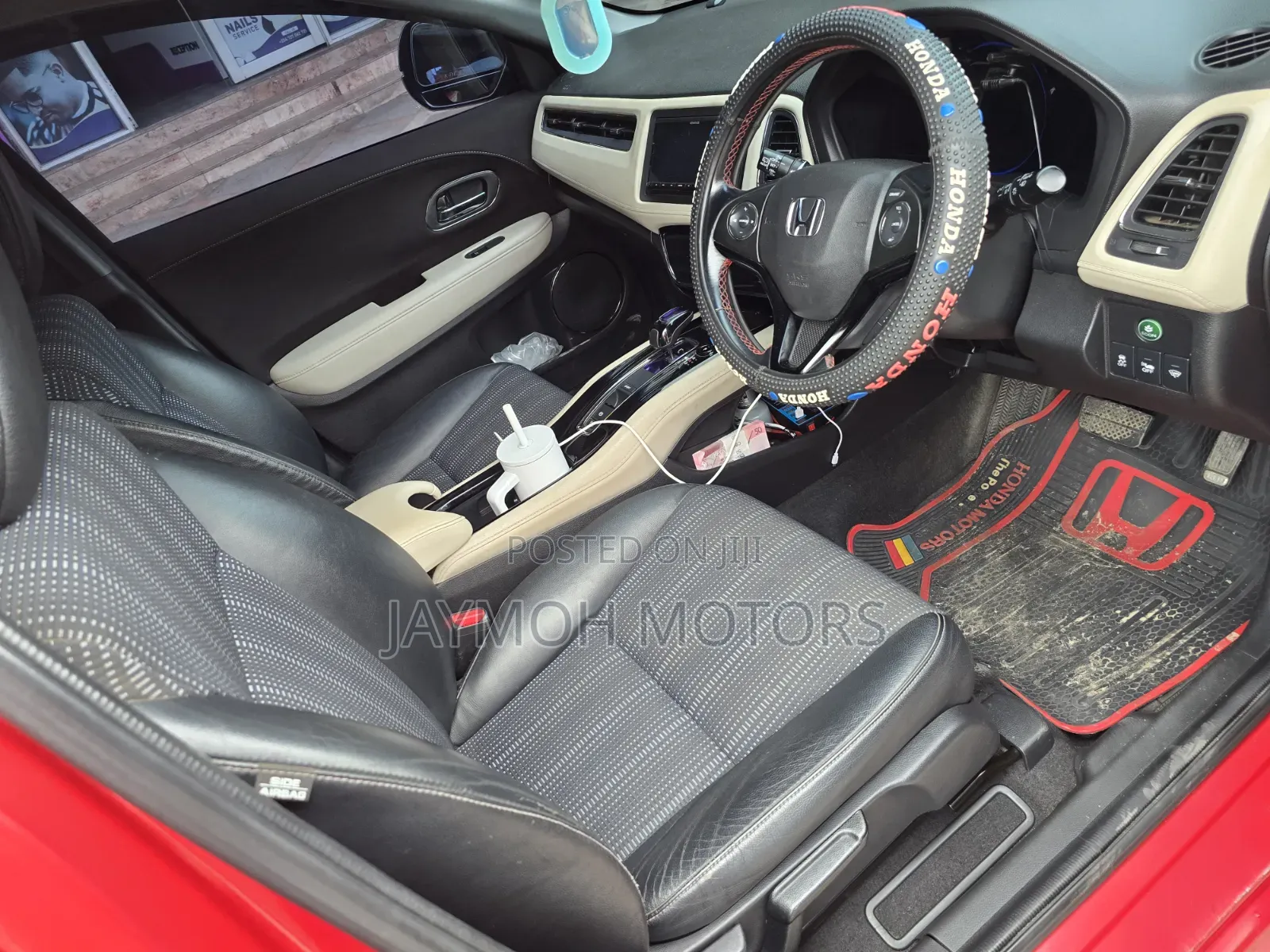 Honda Vezel 2016 Maroon