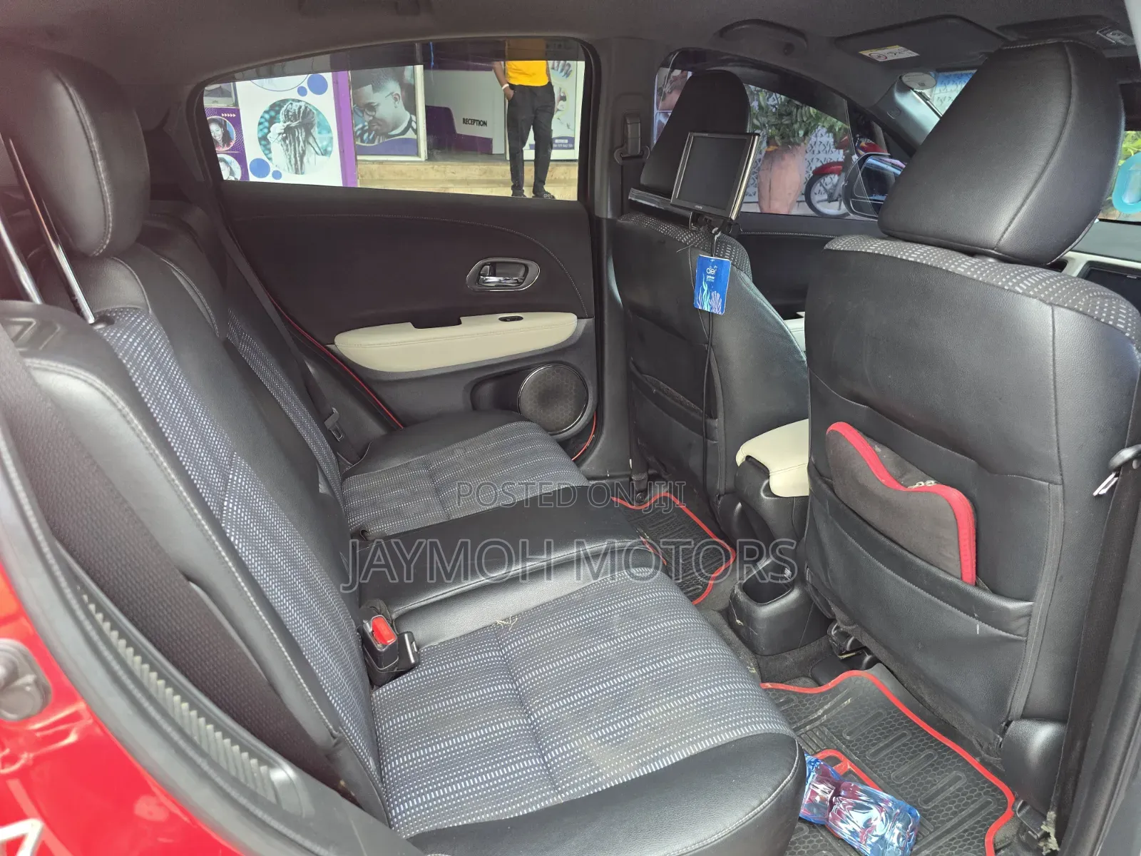 Honda Vezel 2016 Maroon
