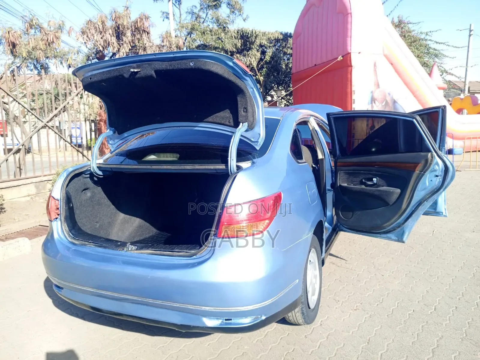 Nissan Bluebird 2008 Blue