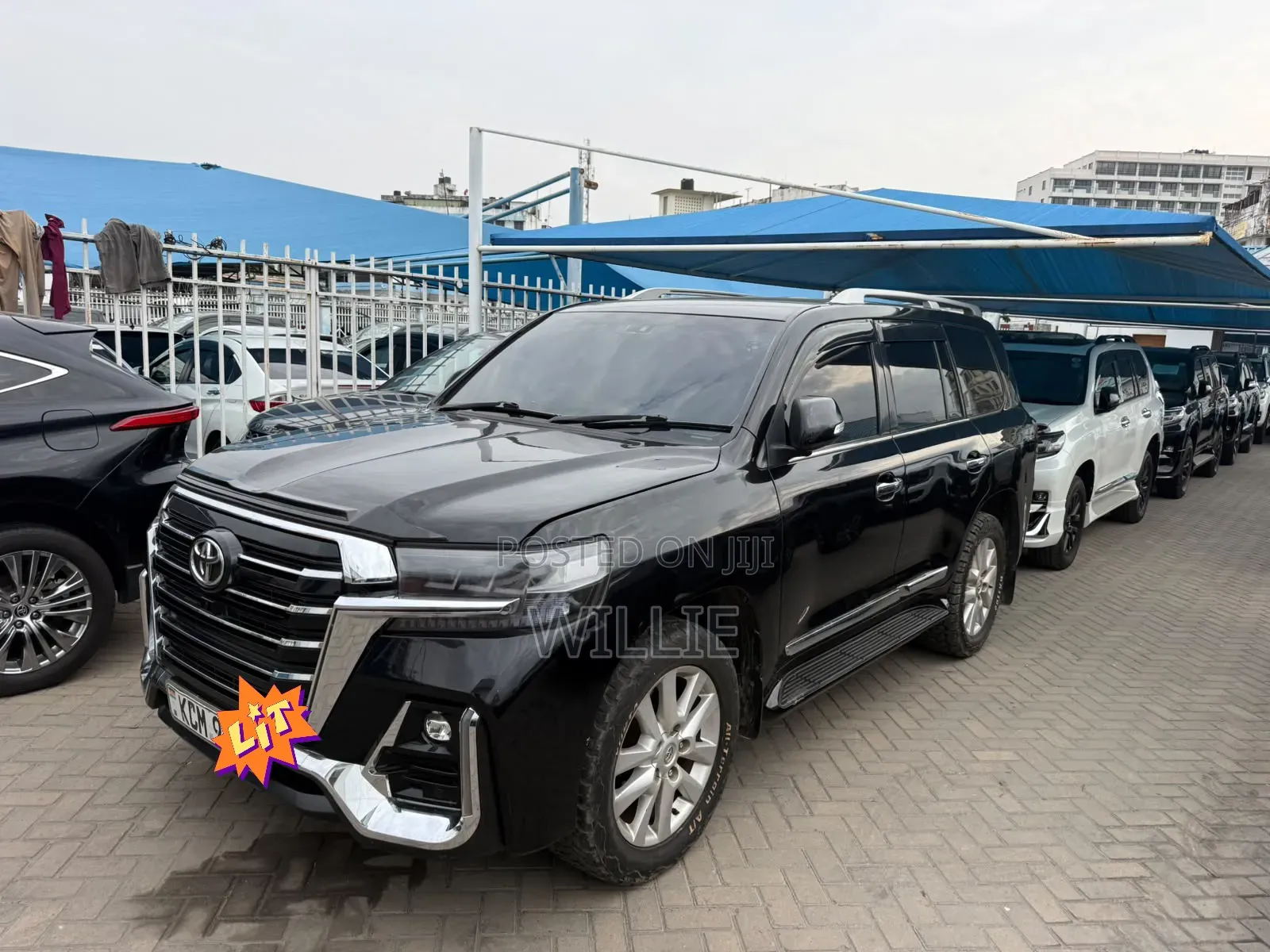 Toyota Land Cruiser 2010 Black