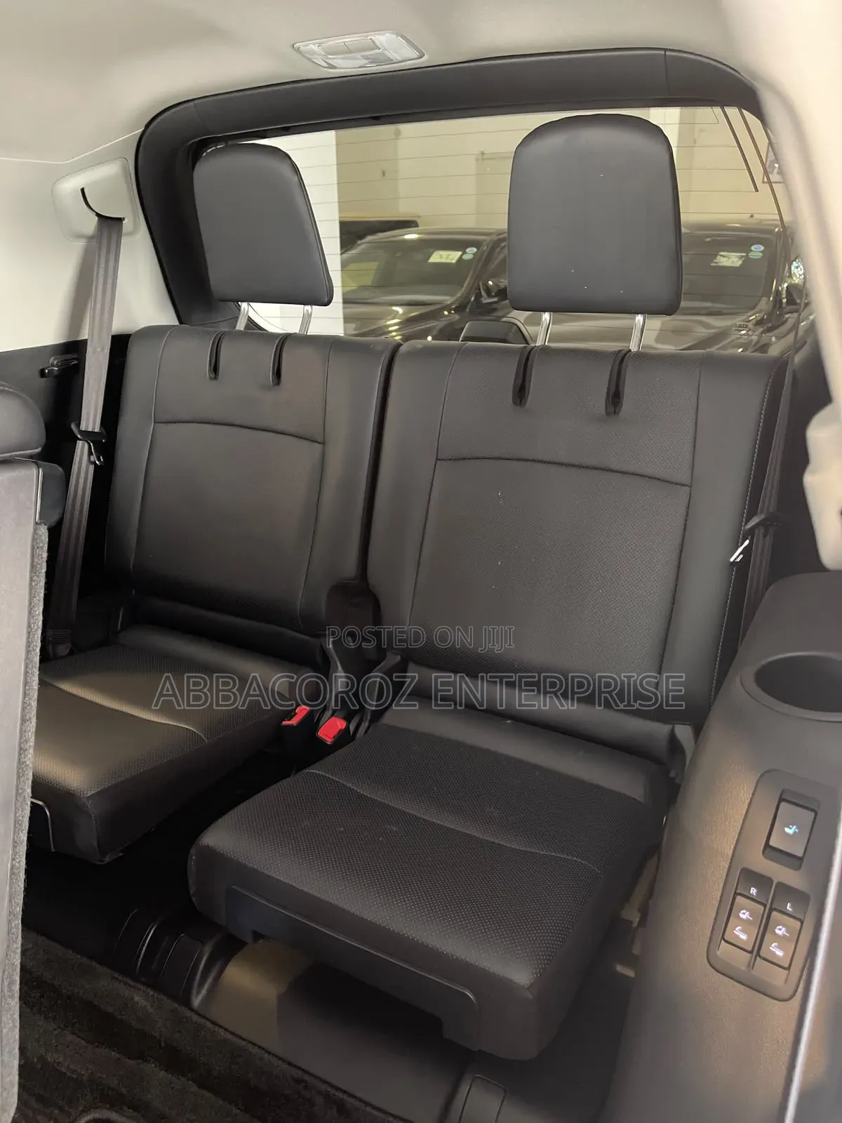 Toyota Land Cruiser Prado 2019 White