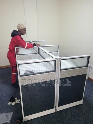 White - Black 4-Way Workstations