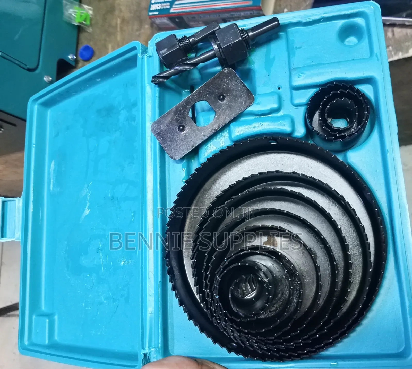 16 PCS Hole Saw Machine