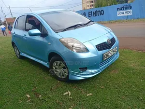 Toyota Vitz 2007 Blue