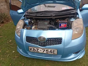 Toyota Vitz 2007 Blue