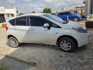Suzuki Swift 2015 Blue