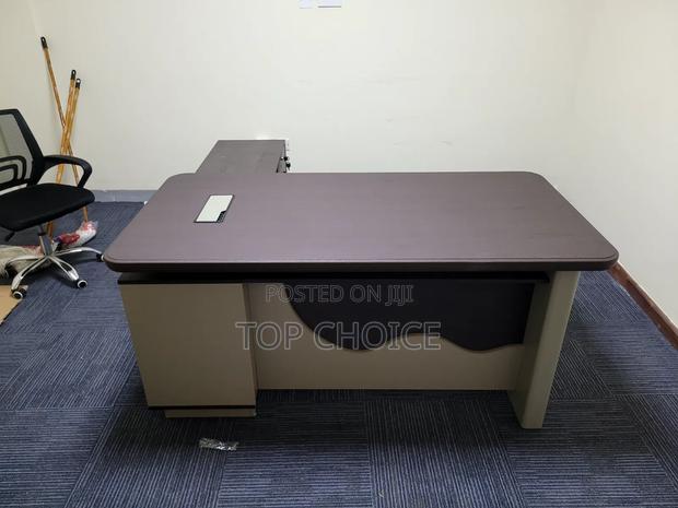 Director Desk 1.6m