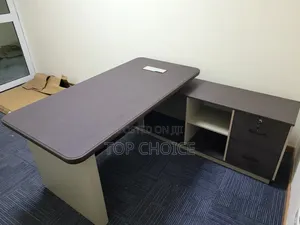 Director Desk 1.6m