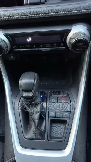 Toyota RAV4 2019 Silver
