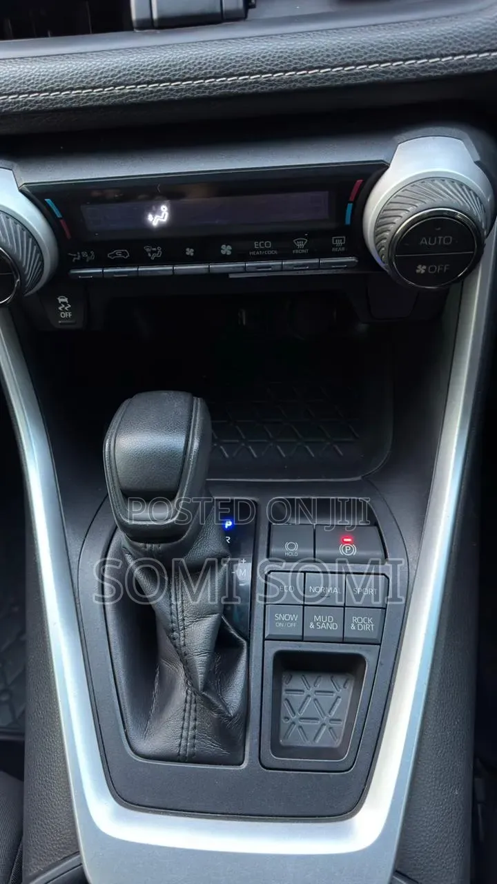 Toyota RAV4 2019 Silver