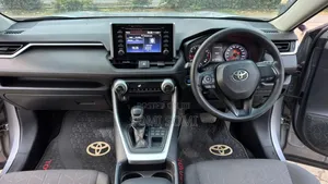 Toyota RAV4 2019 Silver