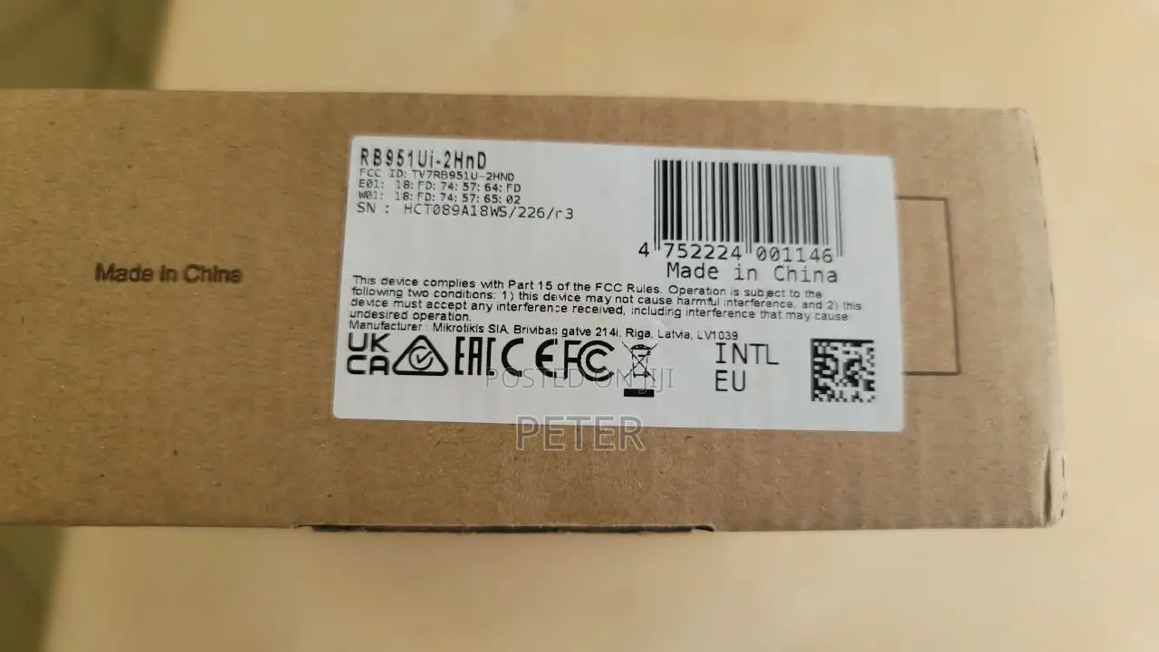 MikroTik RouterBOARD RB951Ui-2HnD Wireless Router + PoE