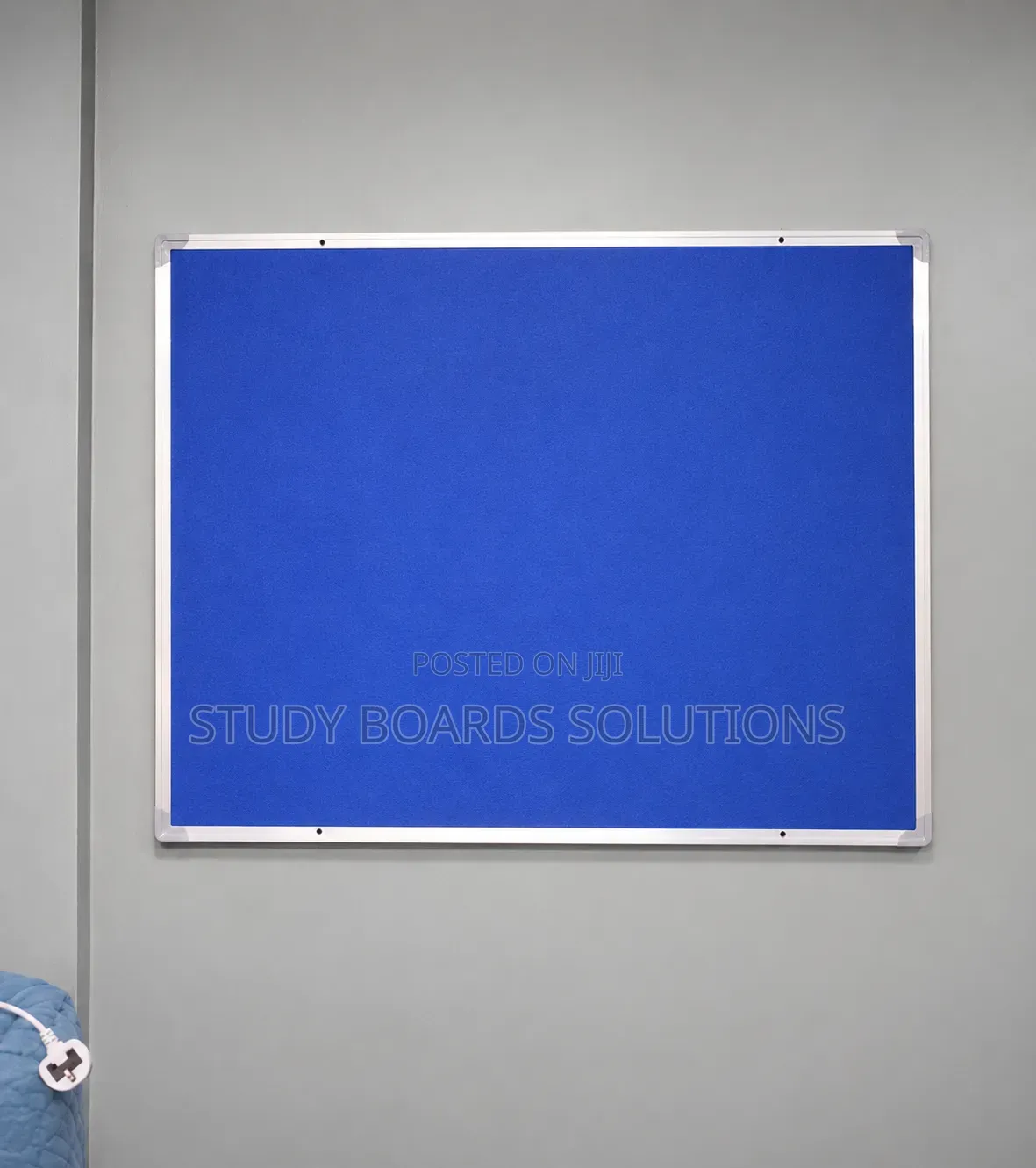 4ft × 3ft Bulletin Board – Display Notices, Posters & Certificates