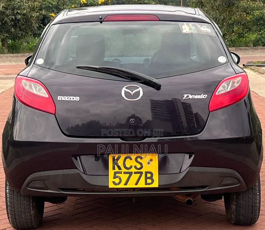 Mazda Demio 2012