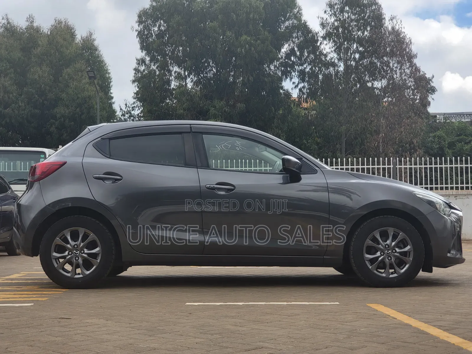 Mazda Demio 2019 Gray