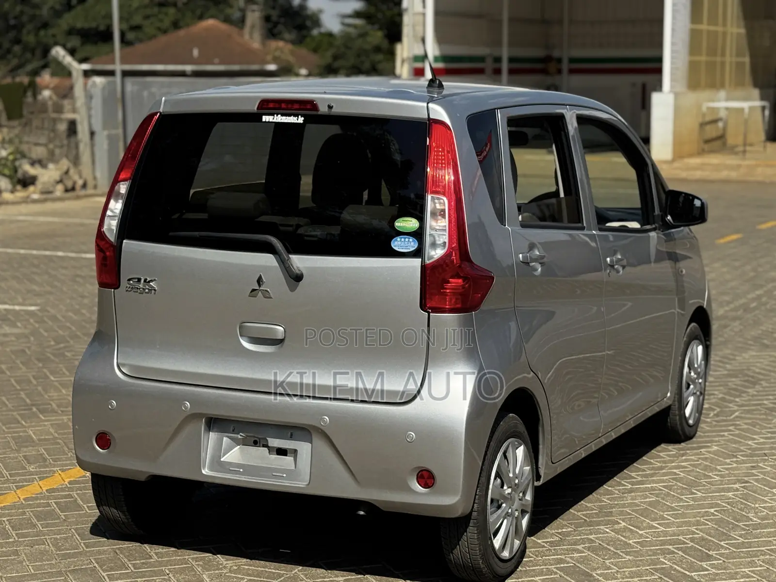 Mitsubishi EK Wagon 660 FWD 2019 Silver