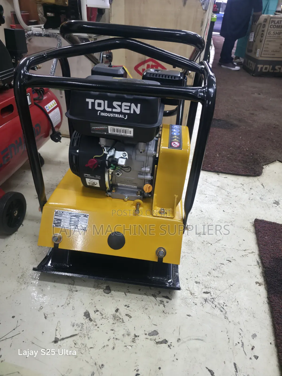 Tolsen Industrial Gasoline Plate Compactor 90kg