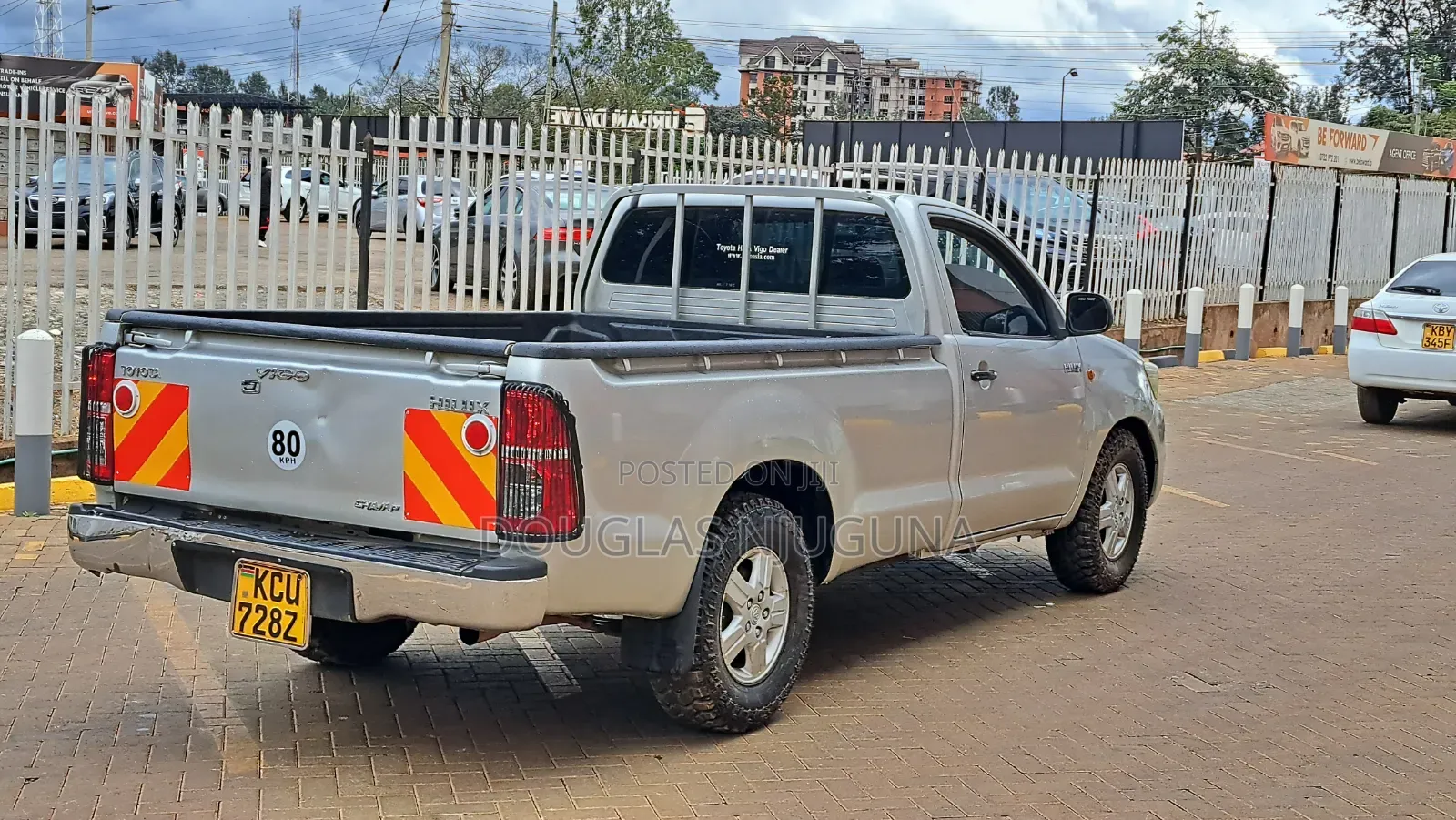 Toyota Hilux 2.5 D-4D SRX 2012 Silver