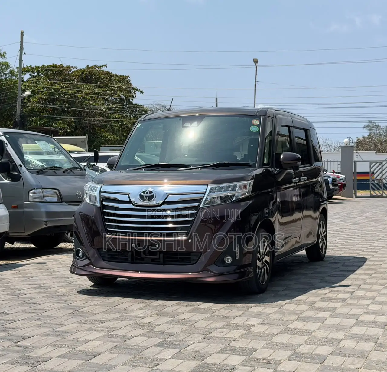 Toyota Roomy 2019 Brown