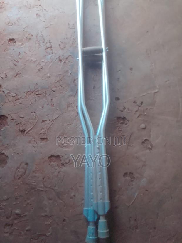 Arm Pit Crutches - main view