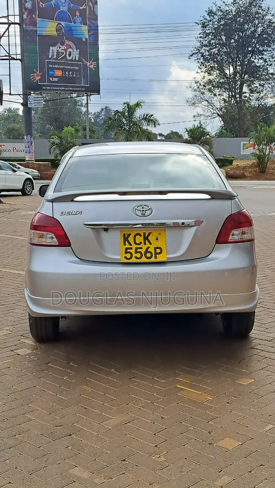 Toyota Belta 2009 Silver