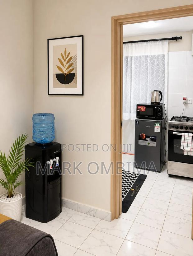 Air BNB Apartment - thumbnail 7
