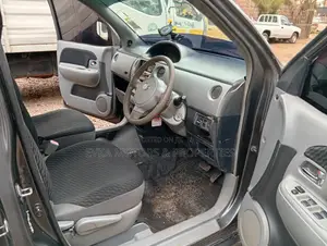 Toyota Sienta 2007 Gray