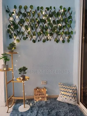 Wall Decorations With Expandable Artificial Privacy Fence
