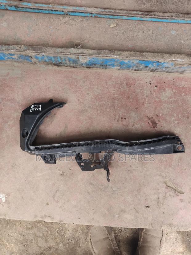 Subaru Impreza BS9/BN9 Headlight Bracket