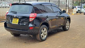 Toyota RAV4 2010 Black