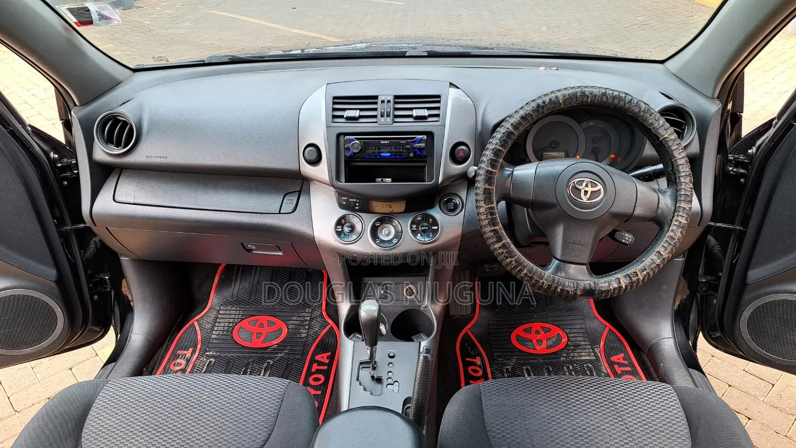 Toyota RAV4 2010 Black