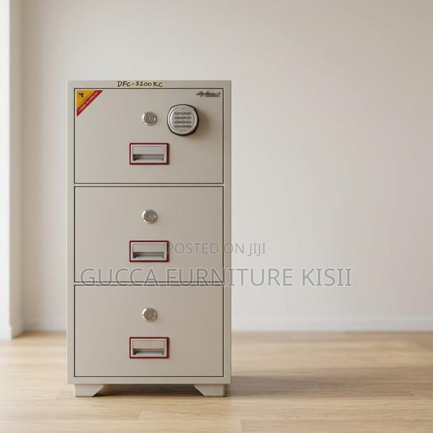 Safe Box; 3-Drawer Cash Diplomat Safe Box