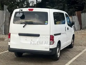 Nissan NV200 2019 White