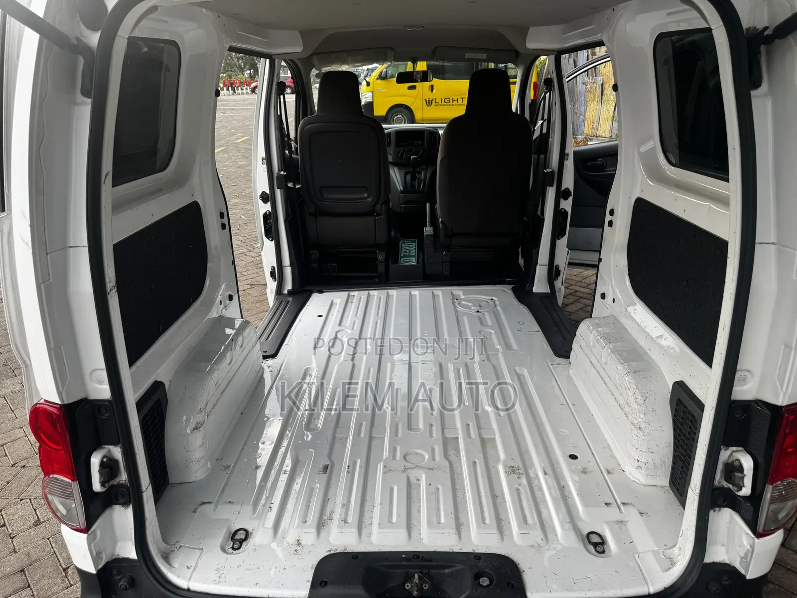 Nissan NV200 2019 White