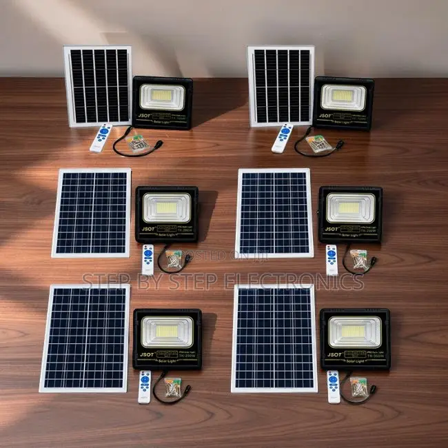 High-Performance Outdoor 100W,200W,300W Watts Solar Flood Lights