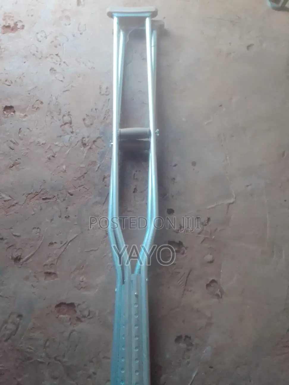 Arm Pit Crutches