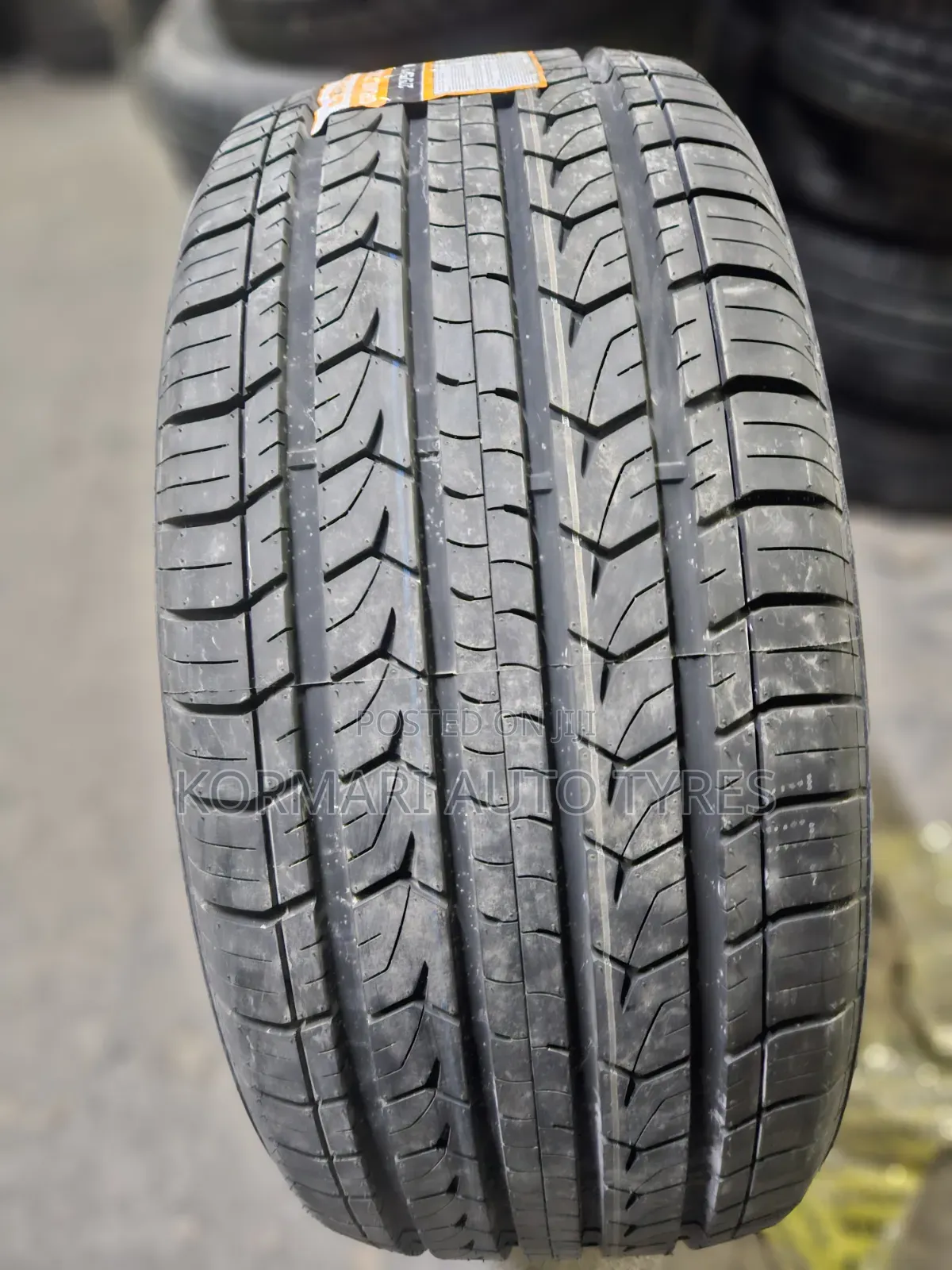 275/55r19 Centara Tire