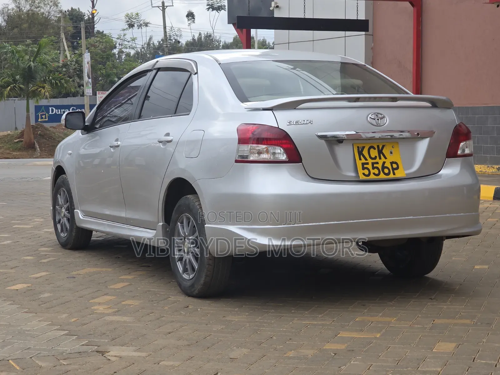 Toyota Belta 2009 Silver