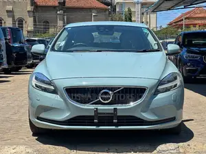 Volvo V40 2019 Blue