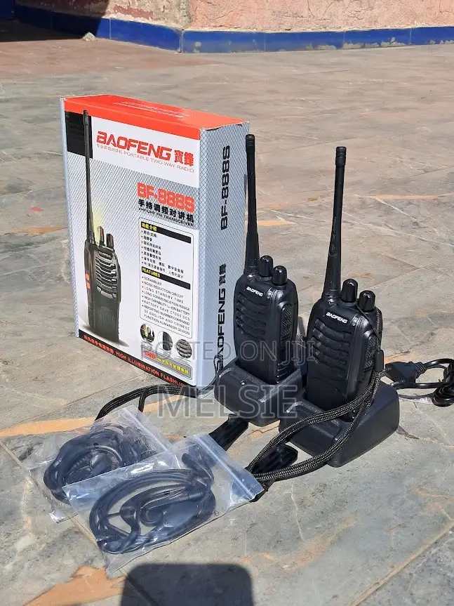 Baofeng BF-888S Two-Way Radio With Earpiece
