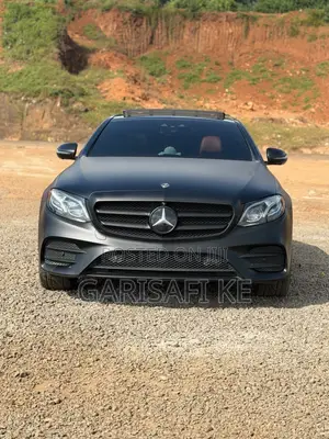 Mercedes-Benz E200 2018 Black