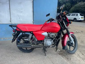 TVS HLX 125 2025 Red