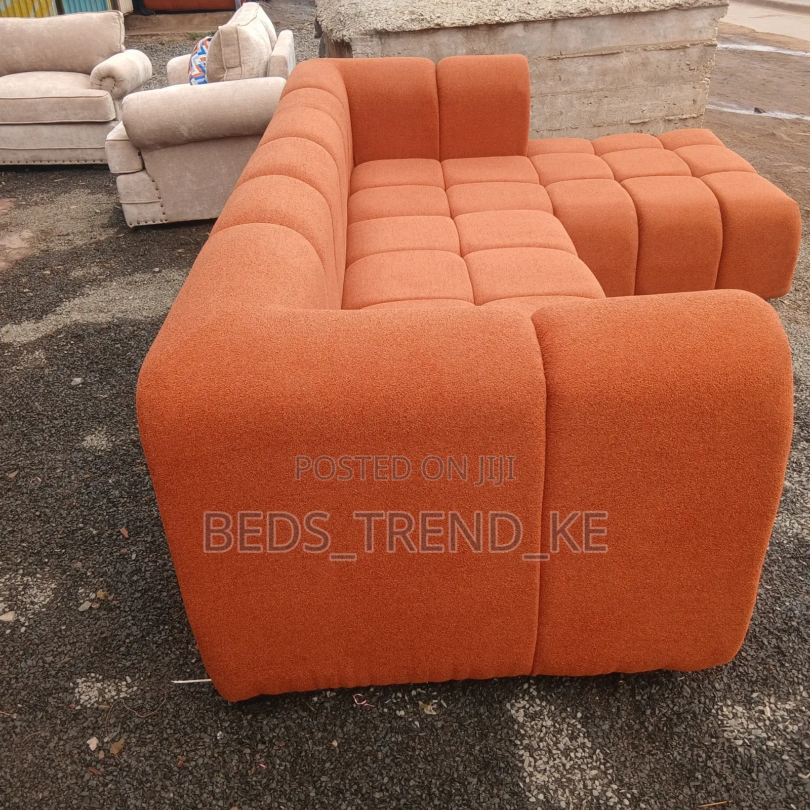 Bubble L Seat Six Seater