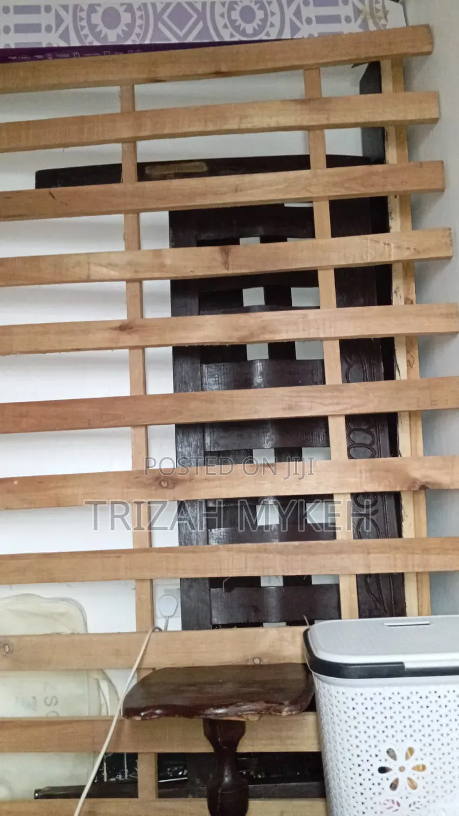 Mahogany Wood Bed