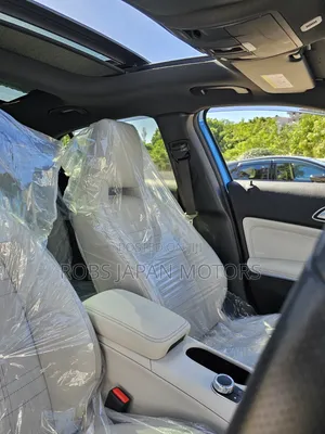 Mercedes-Benz GLA 250 2019 Blue