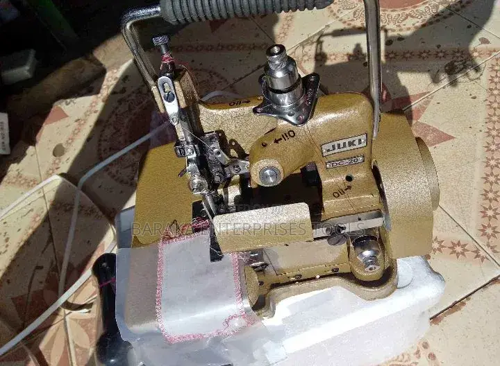 Overlock Sewing Machine