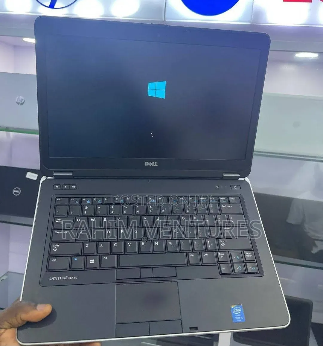 Laptop Dell Latitude E6440 8GB Intel Core i7 SSD 256GB