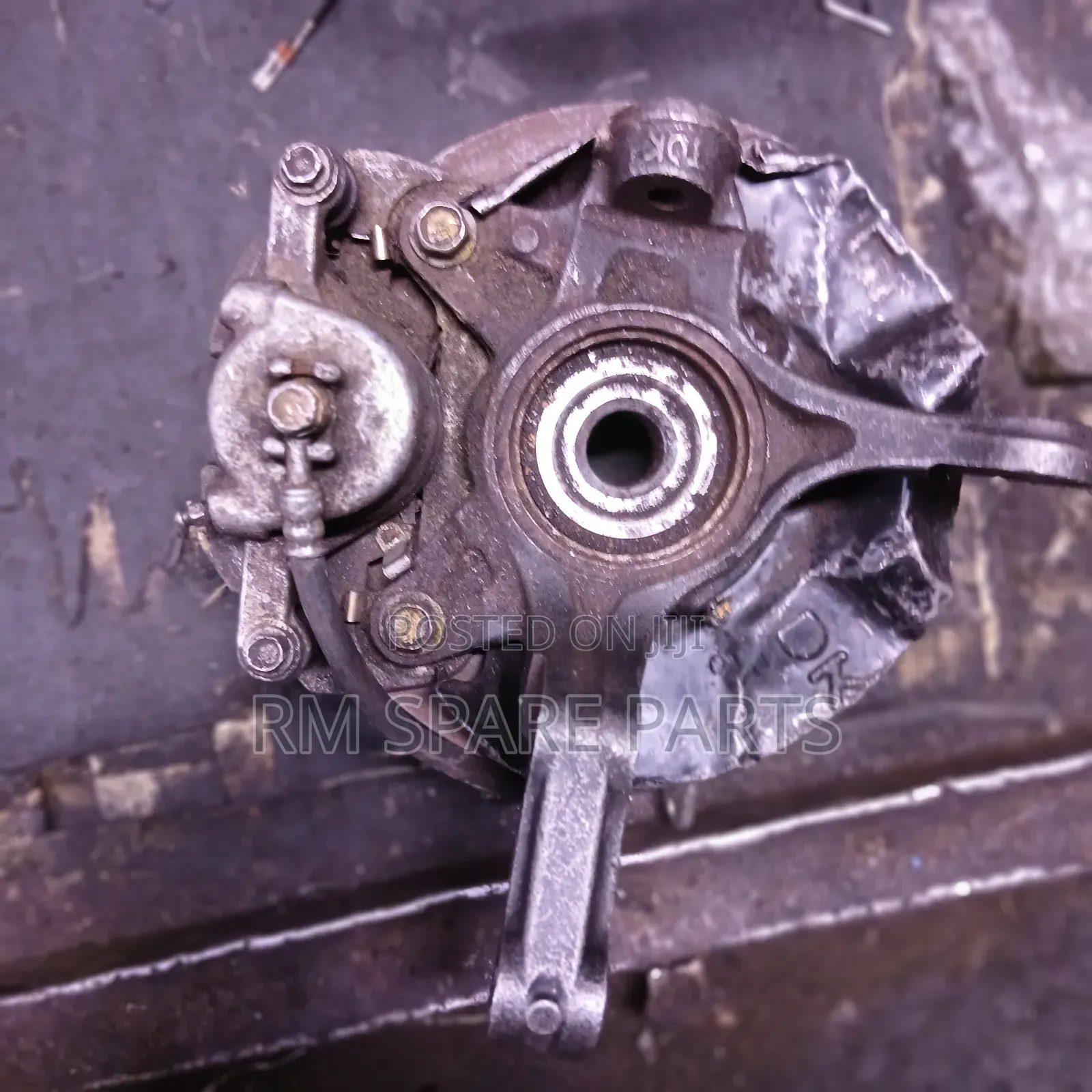 Front Hub Honda Freed
