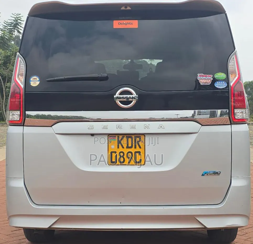 Nissan Serena 2017