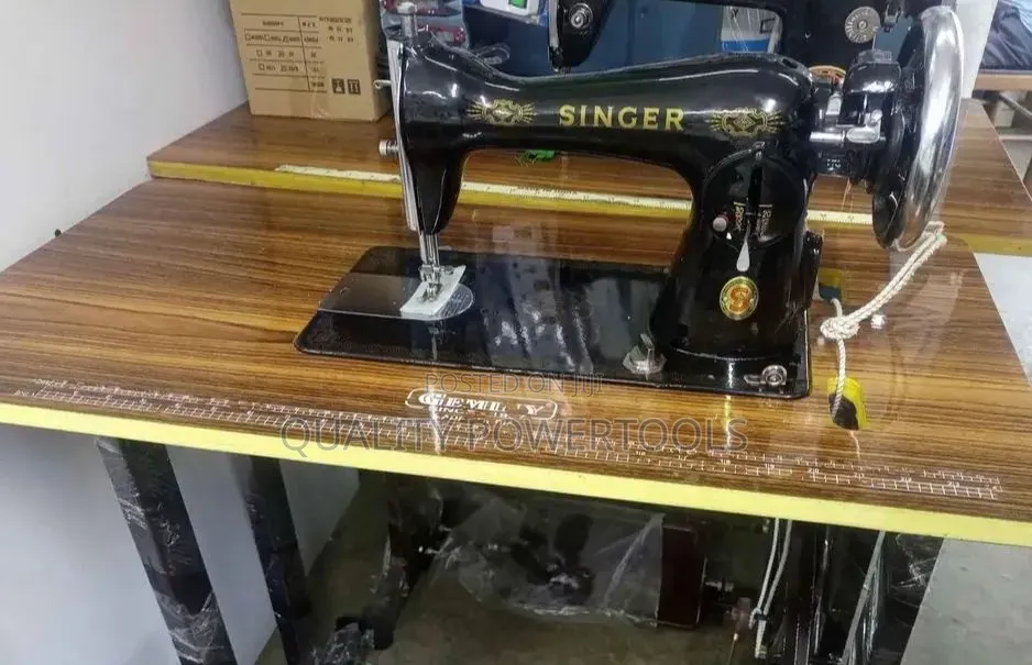 Complete Singer Sewing Machine